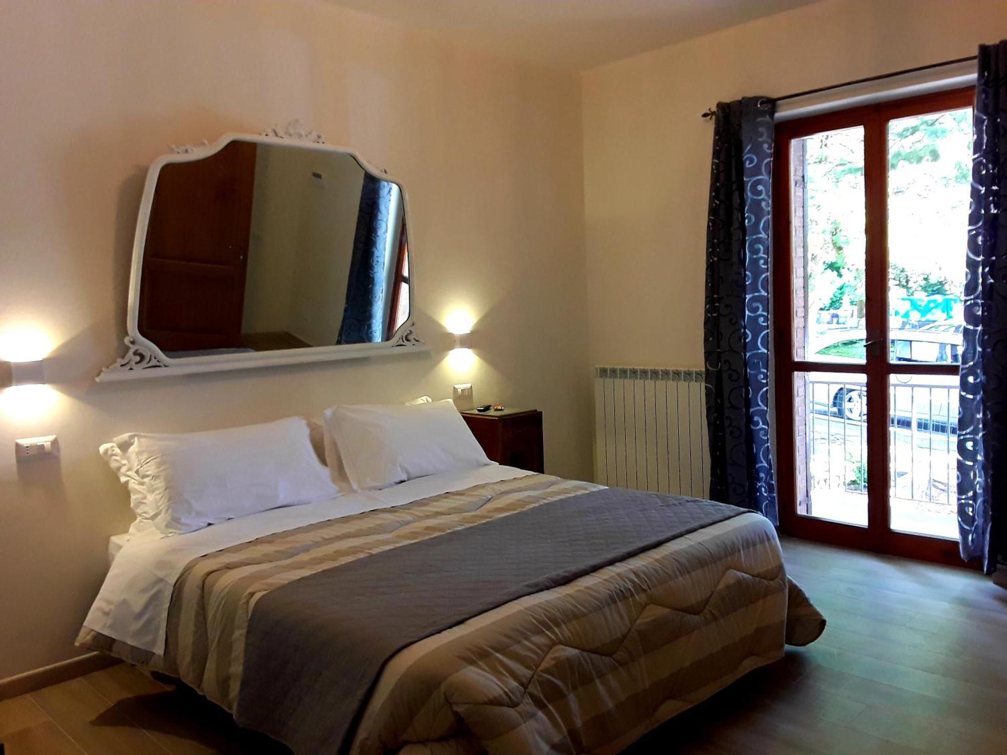 Suite Umberto I Assisi Bagian luar foto