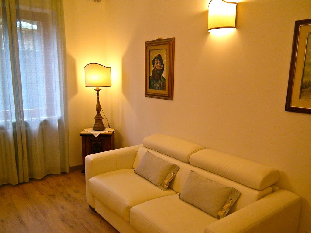 Suite Umberto I Assisi Bagian luar foto